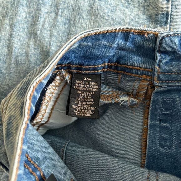 NWT Dollhouse Amber High Rise Wide Leg Jeans Size 3/4 - Picture 3 of 7